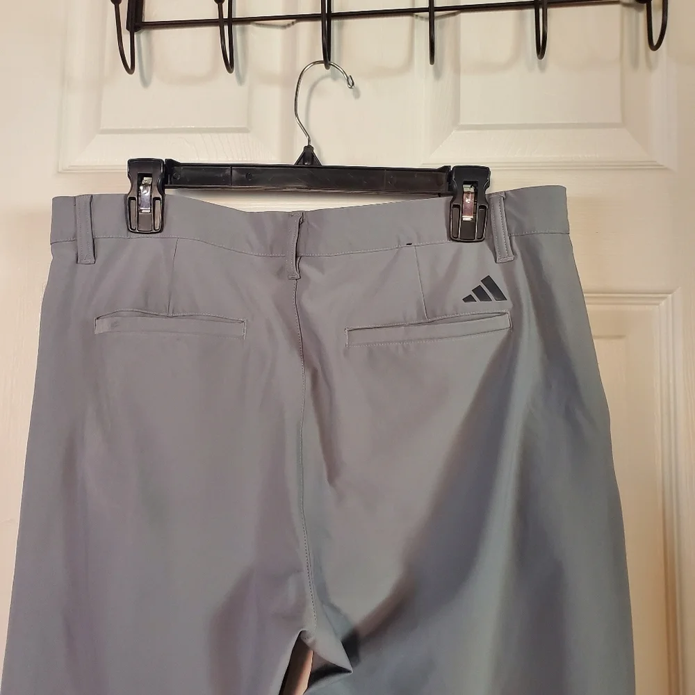 Adidas Golf Pants Tapered-Leg Gray 4 Way Stretch UPF Water Repellant Size 34x30